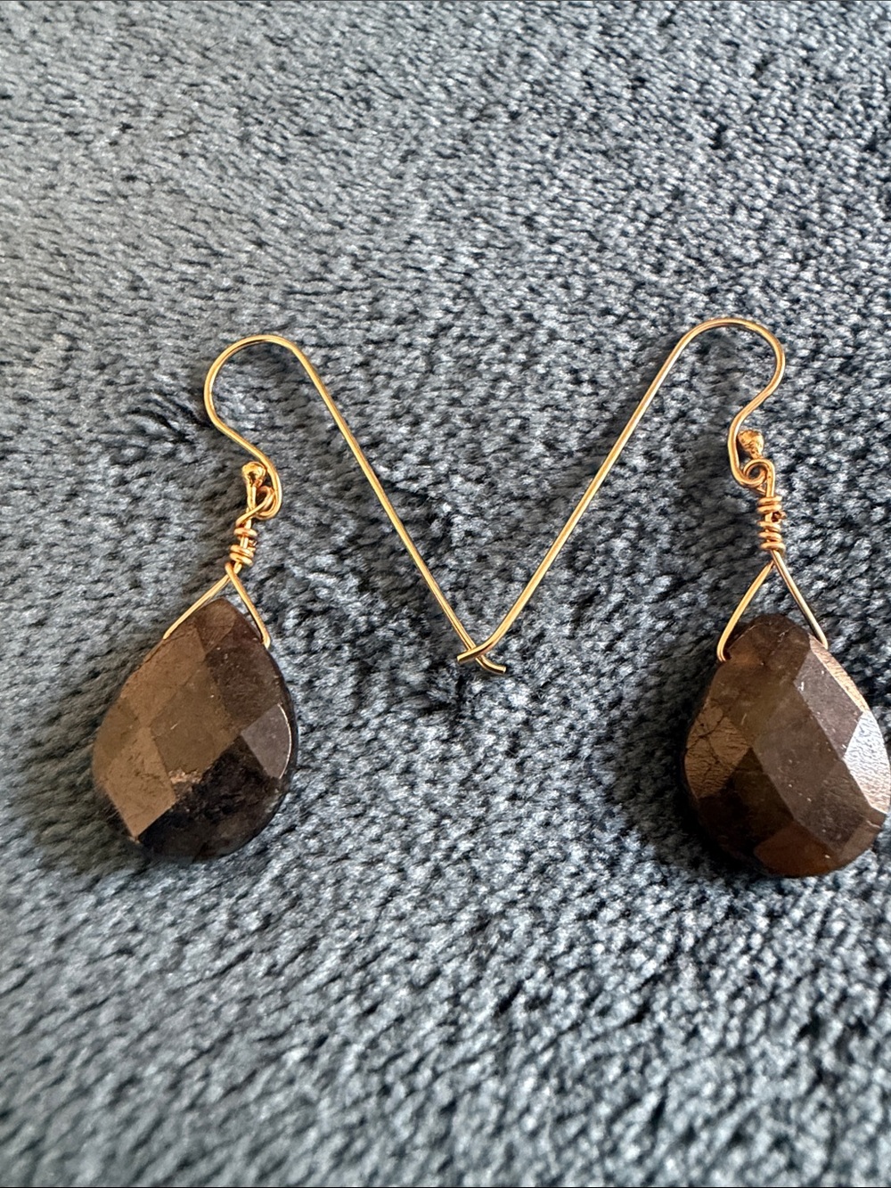 14k Gold filled Wire Laborite Teardrop Earrings
